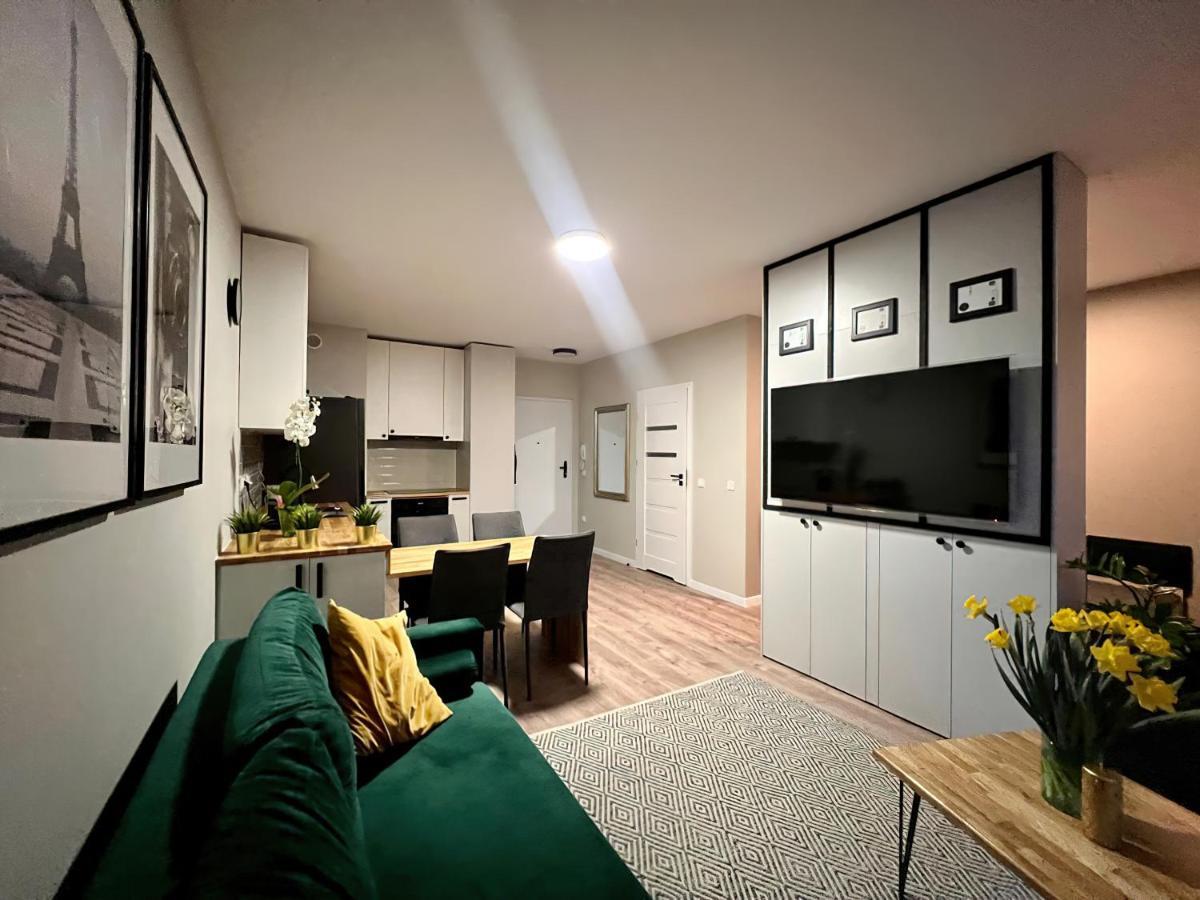 Milionowa 8 - Komfortowe Studio Z Garazem I Klimatyzacja Łódź Exterior foto